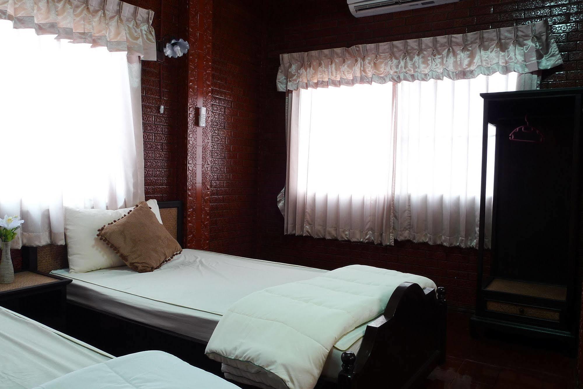 Hotel Baan Kaewta Chiang Mai Exterior foto